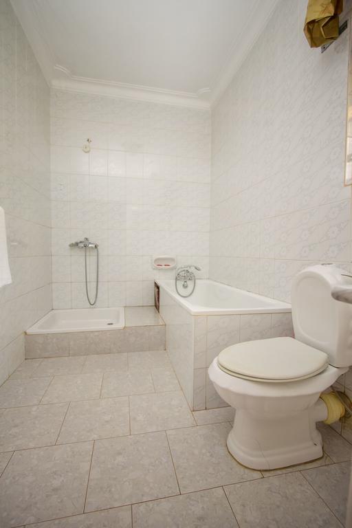 Alfa Hotel Munyonyo Kampala Kültér fotó