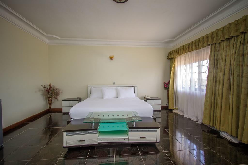 Alfa Hotel Munyonyo Kampala Kültér fotó