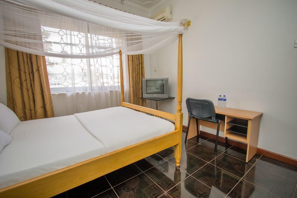 Alfa Hotel Munyonyo Kampala Kültér fotó