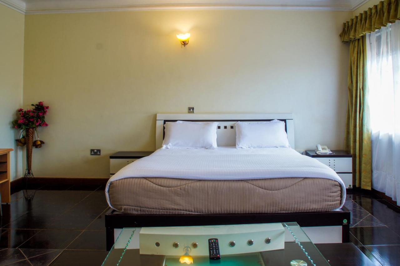 Alfa Hotel Munyonyo Kampala Kültér fotó
