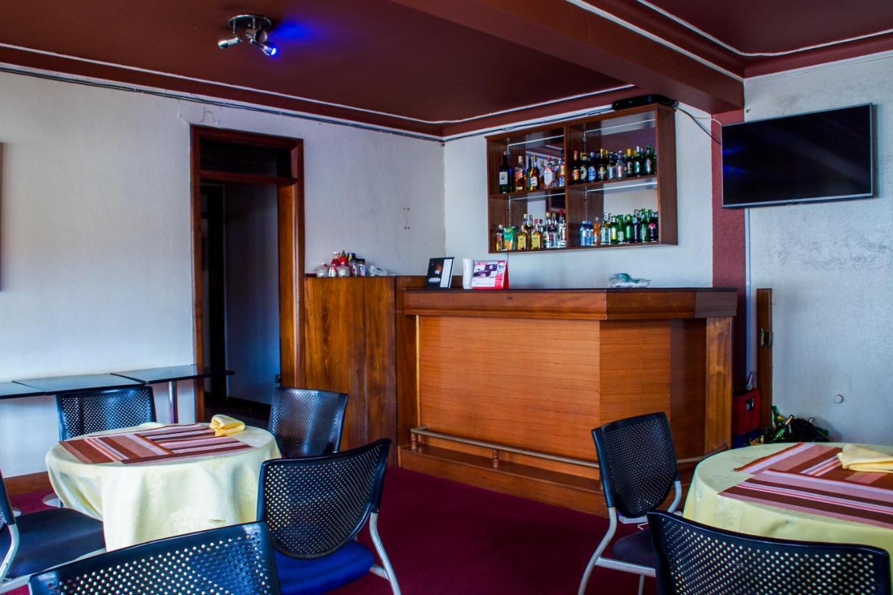Alfa Hotel Munyonyo Kampala Kültér fotó