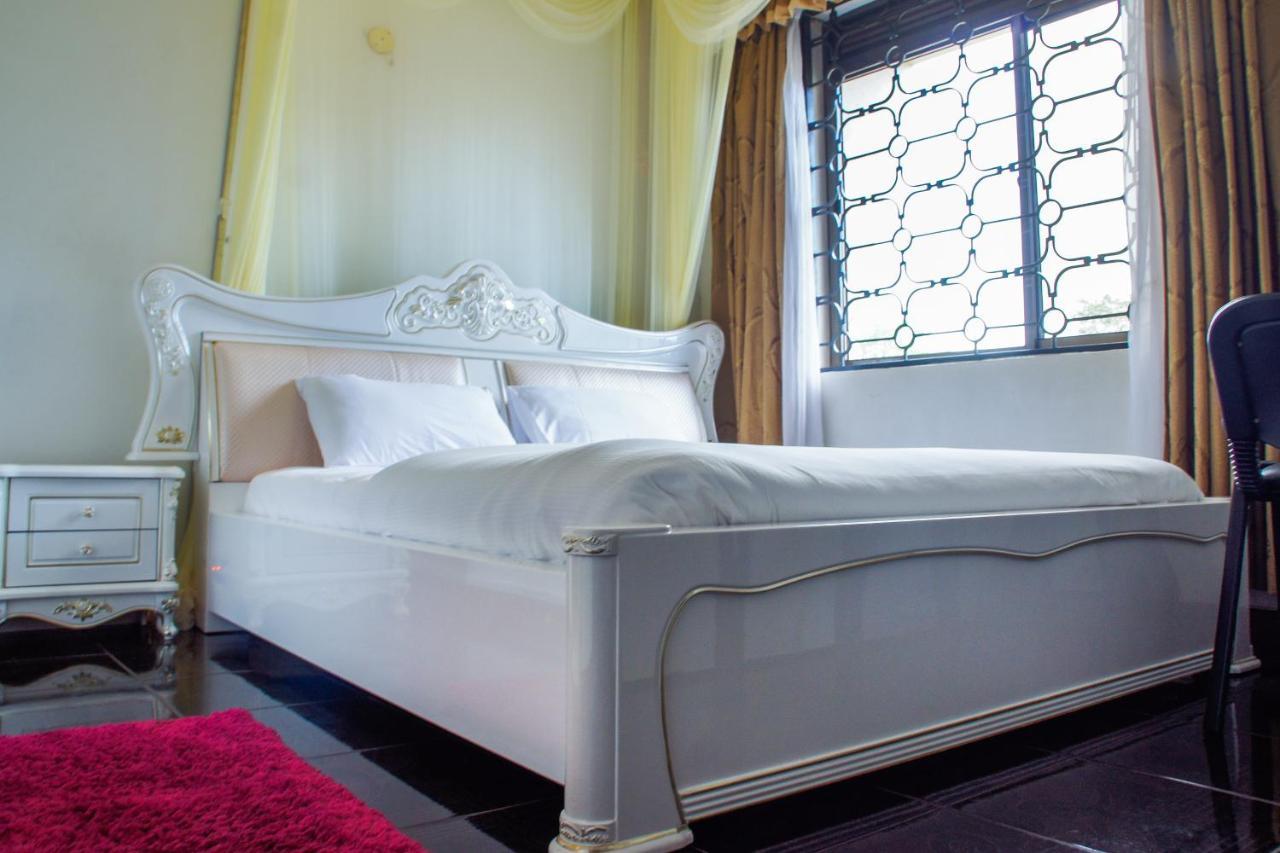 Alfa Hotel Munyonyo Kampala Kültér fotó